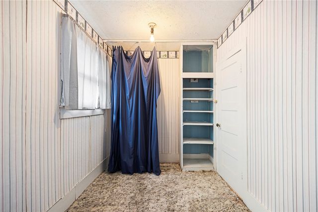 1016 E. Market, Sinton, TX 78387