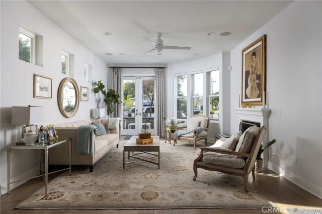 428 7th, Huntington Beach, CA 92648