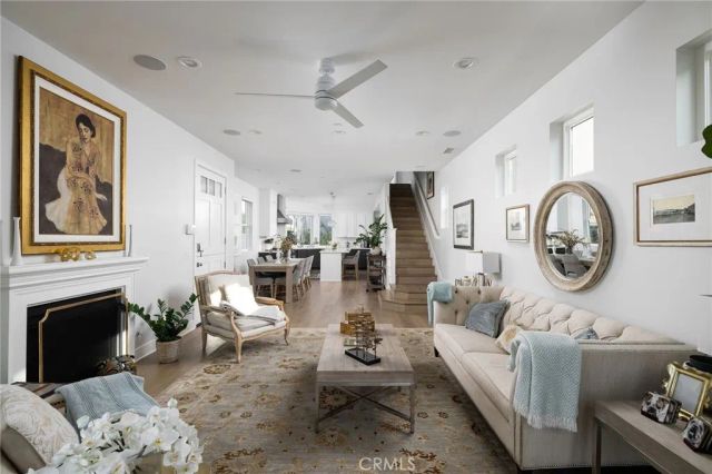 428 7th, Huntington Beach, CA 92648