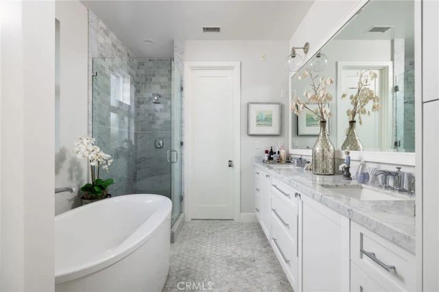 428 7th, Huntington Beach, CA 92648