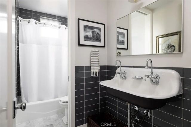 428 7th, Huntington Beach, CA 92648