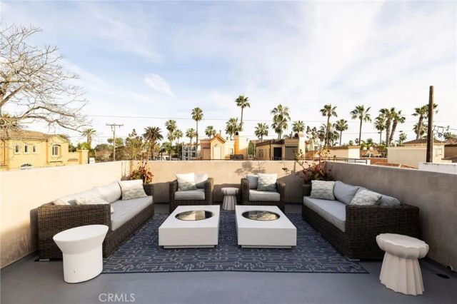 428 7th, Huntington Beach, CA 92648