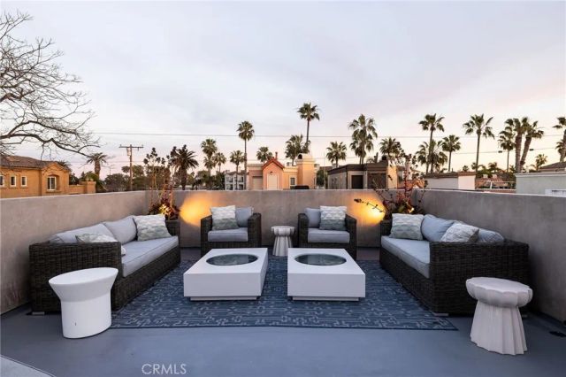 428 7th, Huntington Beach, CA 92648