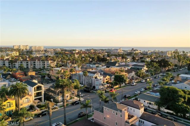 428 7th, Huntington Beach, CA 92648