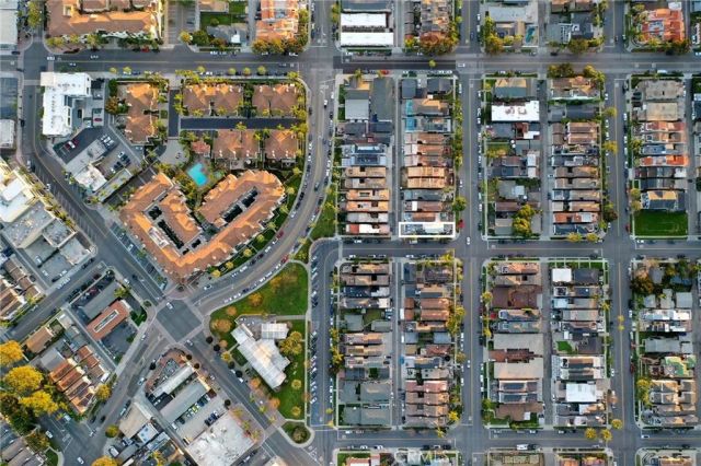 428 7th, Huntington Beach, CA 92648