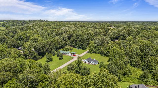 1000 Lockridge Dr, Ashland City, TN 37015