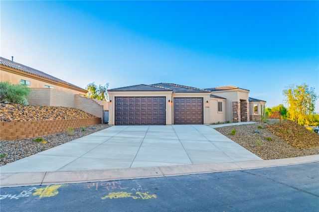 2784 Fort Mojave Drive, Bullhead City, AZ 86429