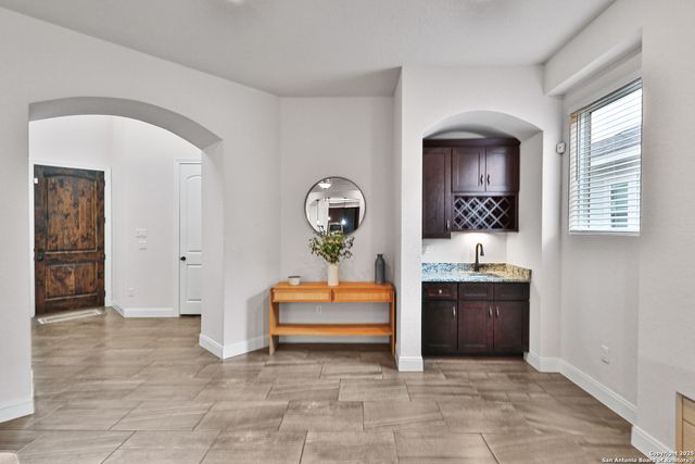 6514 Comanche Post, San Antonio, TX 78233