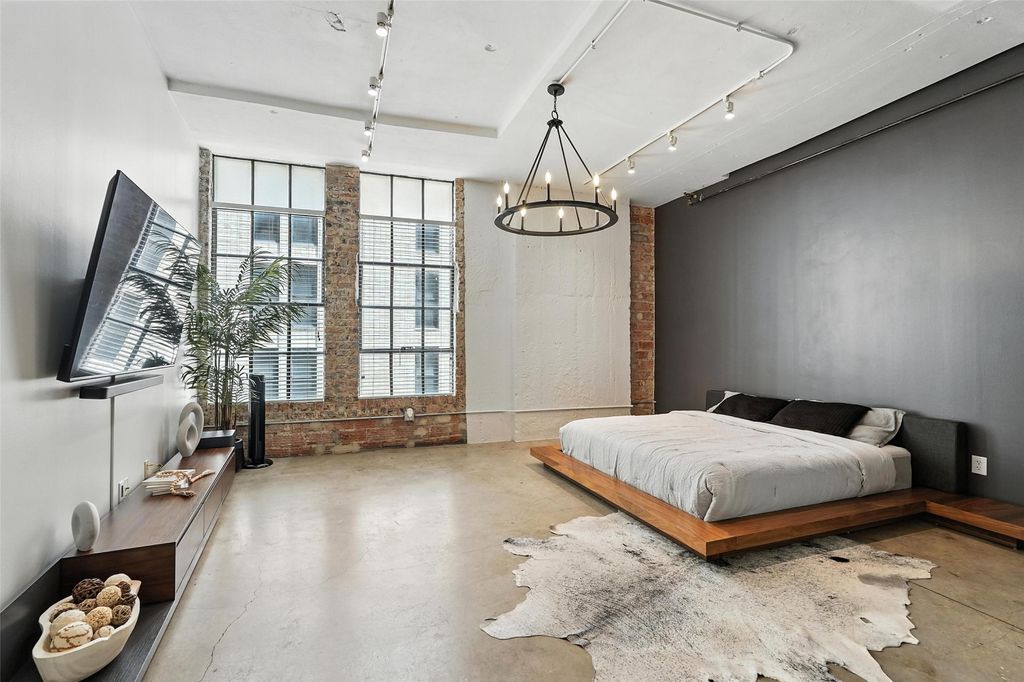 1122 Jackson Street 719, Dallas, TX 75202