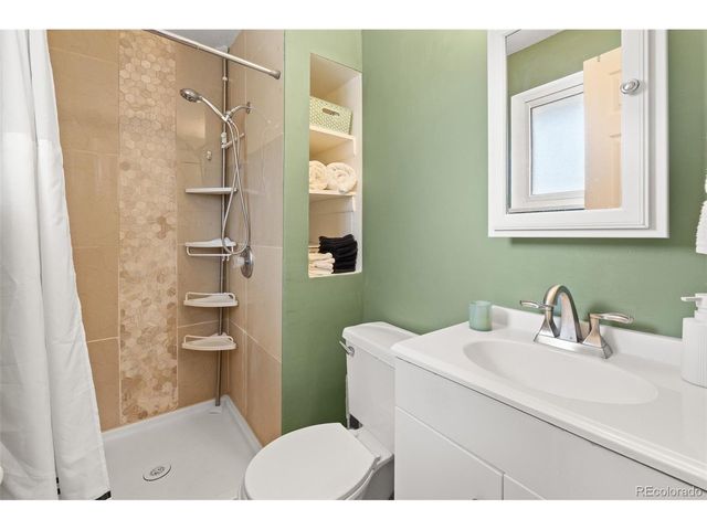 12702 E Alaska Pl, Aurora, CO 80012
