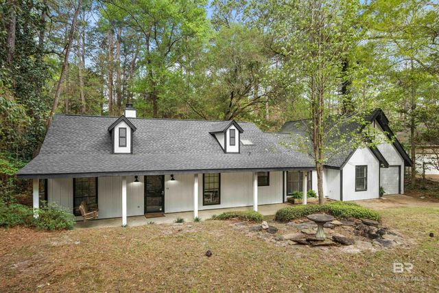 105 Aragorn Circle, Daphne, AL 36526