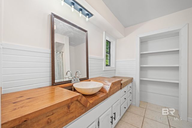 105 Aragorn Circle, Daphne, AL 36526