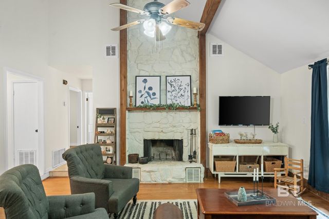 105 Aragorn Circle, Daphne, AL 36526
