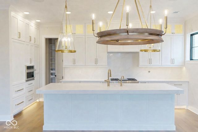 717 Livingstone Drive 200, Carmel, IN 46032