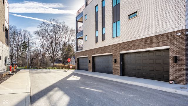 717 Livingstone Drive 200, Carmel, IN 46032