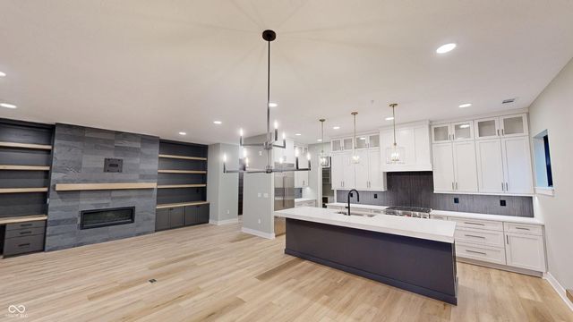 717 Livingstone Drive 200, Carmel, IN 46032