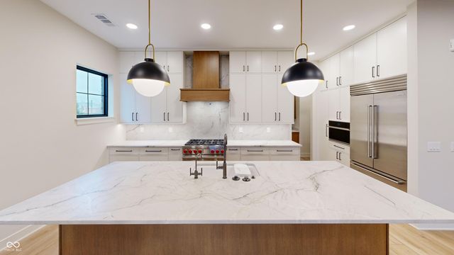 717 Livingstone Drive 200, Carmel, IN 46032