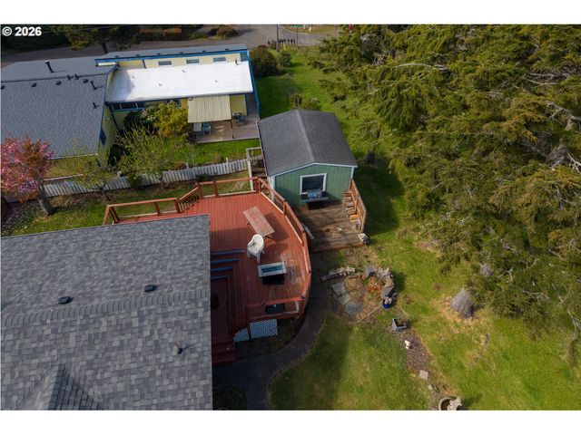 1636 Se OAR Dr, Lincoln City, OR 97367