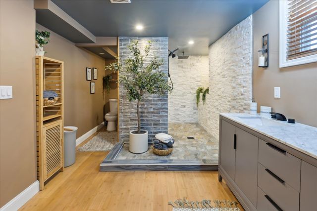 1010 6th Street Street, Bay City, MI 48708