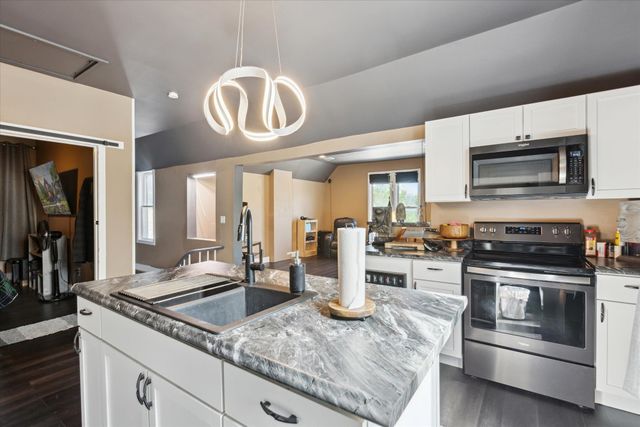 1010 6th Street Street, Bay City, MI 48708