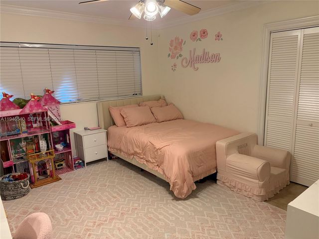 6820 SW 125th Ter, Pinecrest, FL 33156