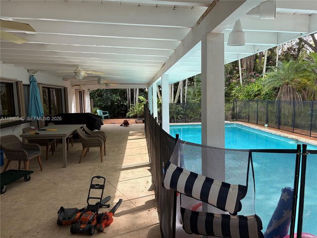 6820 SW 125th Ter, Pinecrest, FL 33156