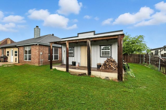 8424 Marianna Way, Alvarado, TX 76009