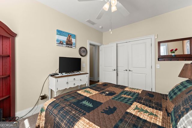 117 Village Green Way, Clarkesville, GA 30523