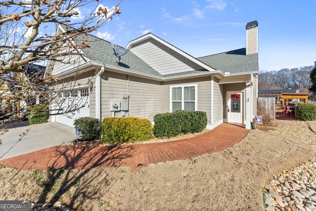117 Village Green Way, Clarkesville, GA 30523