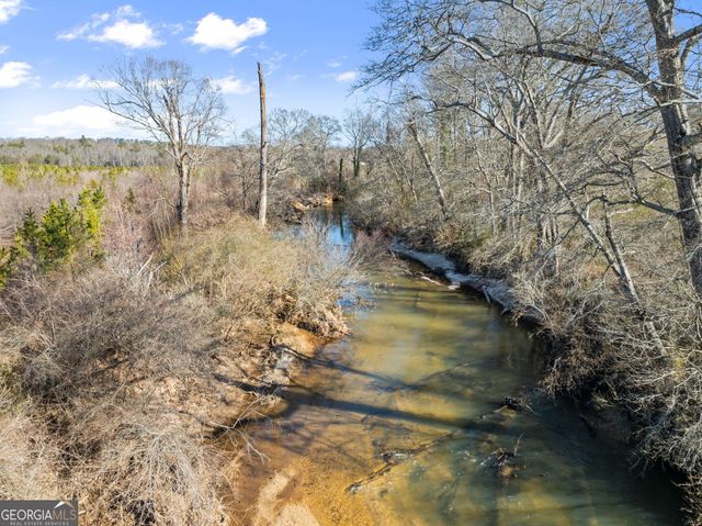 117 Village Green Way, Clarkesville, GA 30523