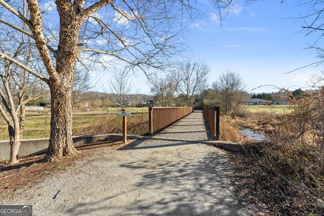 117 Village Green Way, Clarkesville, GA 30523