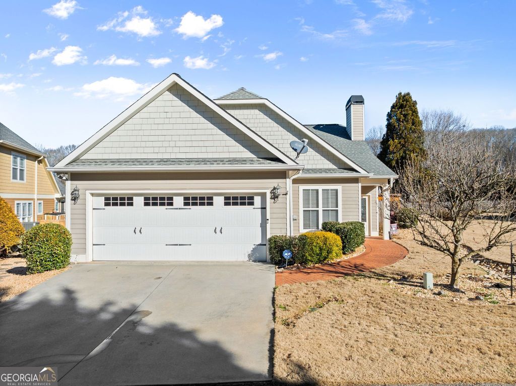 117 Village Green Way, Clarkesville, GA 30523