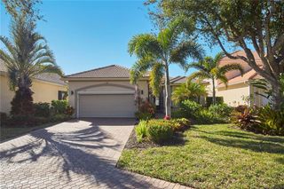 377 Mallory CT, Naples, FL 34110