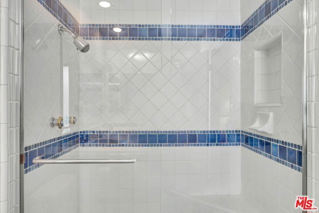 5716 Star Lane, Woodland Hills (los Angeles), CA 91367