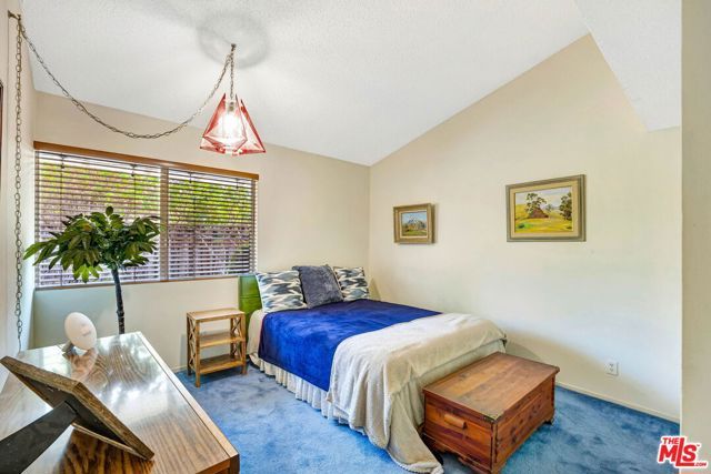 5716 Star Lane, Woodland Hills (los Angeles), CA 91367