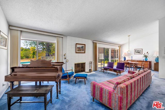 5716 Star Lane, Woodland Hills (los Angeles), CA 91367