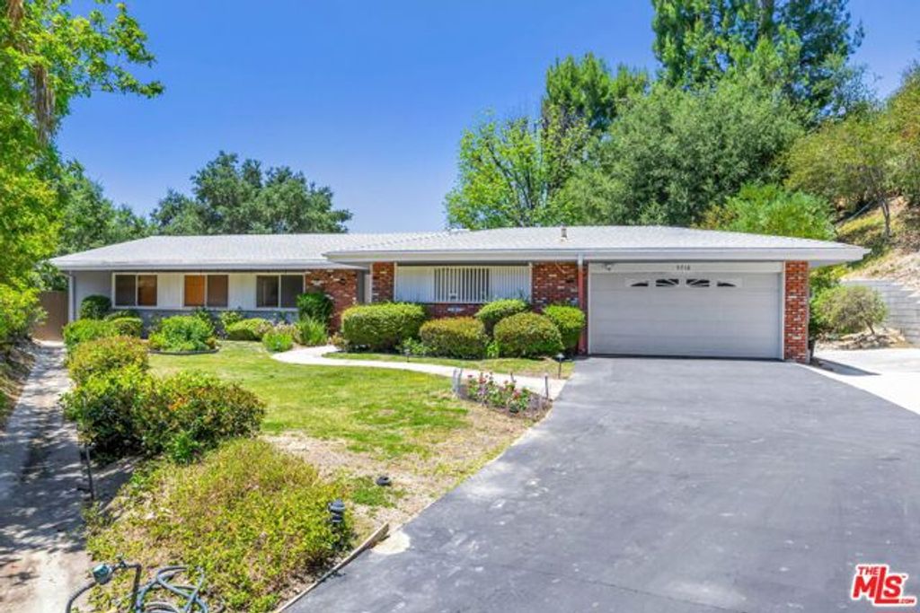 5716 Star Lane, Woodland Hills (los Angeles), CA 91367