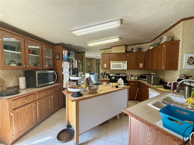 201 Mikel Lane, Yellville, AR 72687