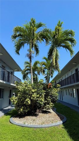 4250 SW 67th Ave 32, Miami, FL 33155