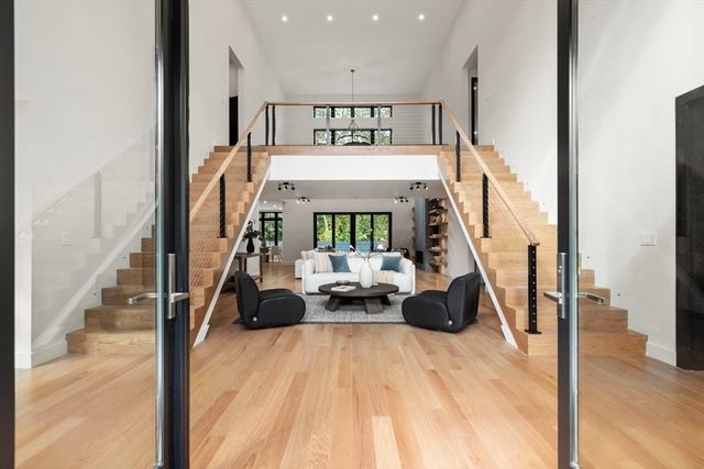 68 Locust Lane, Needham, MA 02492