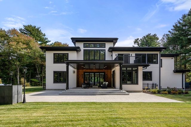 68 Locust Lane, Needham, MA 02492