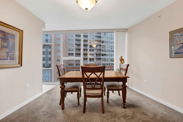 1580 sherman Avenue 906, Evanston, IL 60201