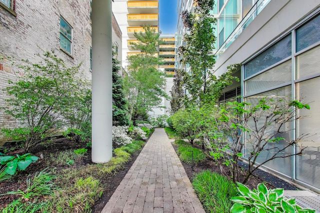 1580 sherman Avenue 906, Evanston, IL 60201