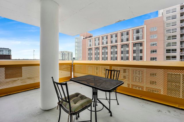 1580 sherman Avenue 906, Evanston, IL 60201