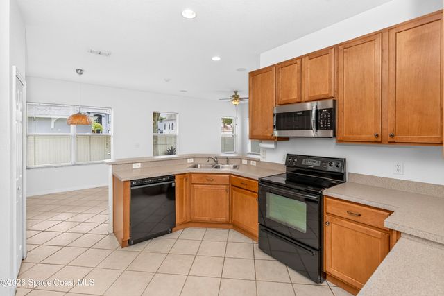 330 Lake Amberleigh Drive, Winter Garden, FL 34787