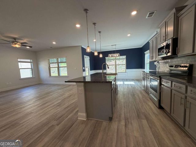 304 Magnolia Villas Drive, Cornelia, GA 30531