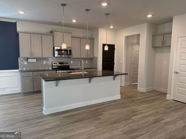 304 Magnolia Villas Drive, Cornelia, GA 30531