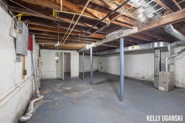 320 Myrtle Avenue, Muskegon City, MI 49442