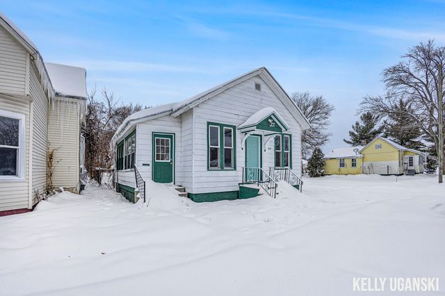320 Myrtle Avenue, Muskegon City, MI 49442