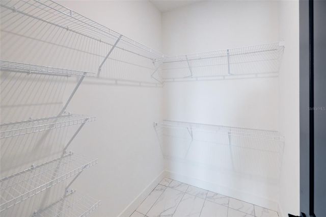 1420 LAKEFRONT DRIVE 4204, Sarasota, FL 34240
